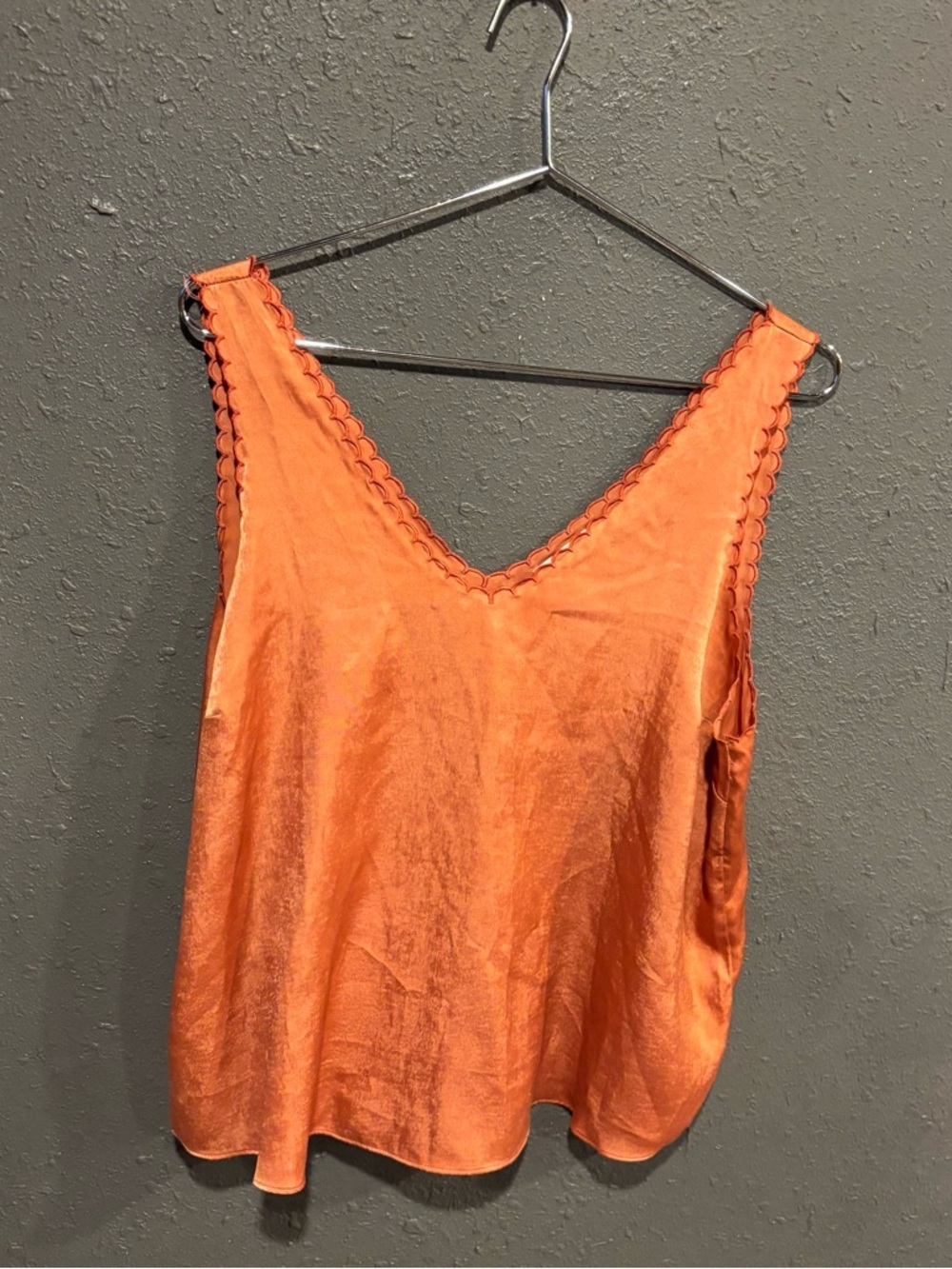 LC Lauren Conrad Orange V-Neck Scallop Trim Camisole
